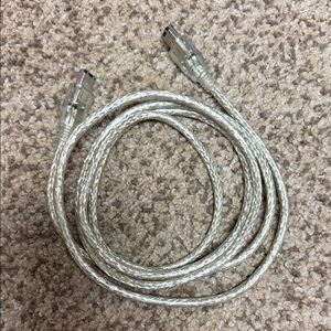 FireWire 400 (IEEE 1394) 6-pin to 6-pin
 6ft Cable